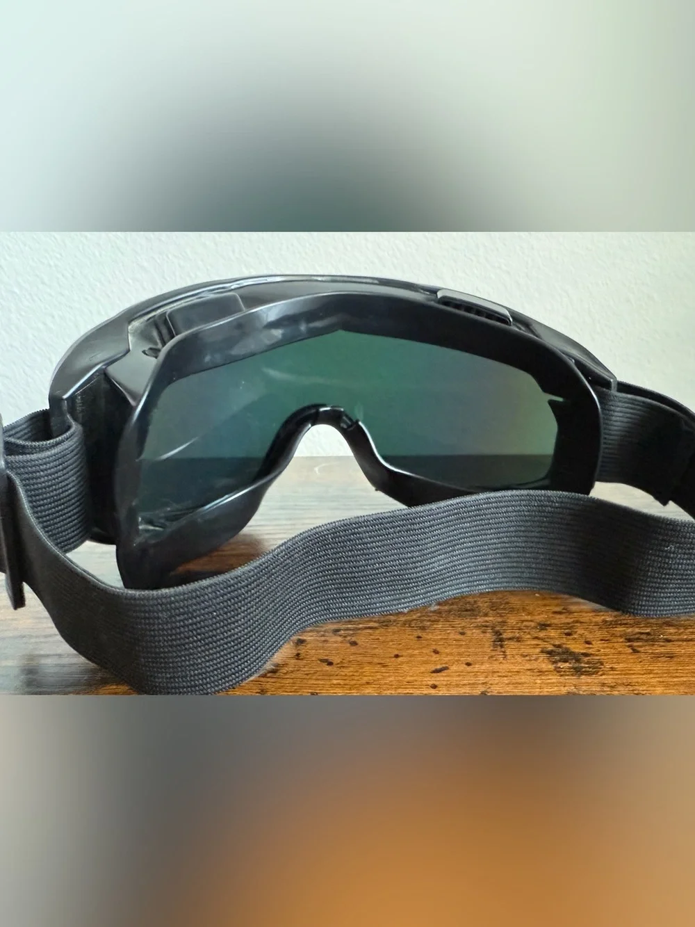 None sleek goggles